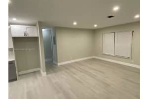 1761 NW 38th St, Oakland Park, FL 33309, Sold 02/21/23