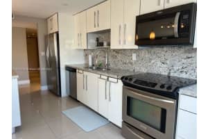 18081 Biscayne Blvd APT 605, Aventura, FL 33160, Sold 06/02/23