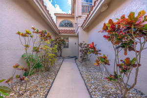 10814 Cypress Glen Dr, Coral Springs, FL 33071, Sold 03/07/23