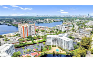 1300 NE Miami Gardens Dr, Miami, FL 33179, Sold 01/20/23