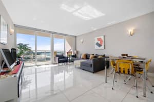100 Bayview Dr APT 1823, Sunny Isles Beach, FL 33160, Sold 12/05/23