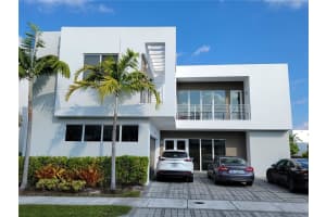 10043 NW 75th Terrace, Doral, FL 33178, Sold 06/28/23