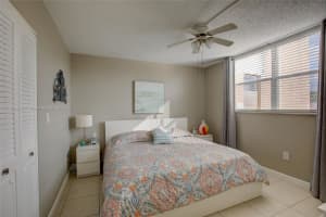 2800 Somerset Dr #210j, Lauderdale Lakes, FL 33311, Sold 06/02/23