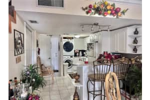 1555 W 44th Pl APT 344, Hialeah, FL 33012, Sold 02/14/23