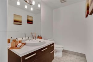 Vizcayne, 253 NE 2nd St APT 626, Miami, FL 33132, Sold 10/06/23
