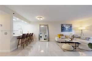 1200 Brickell Bay Dr APT 1514, Miami, FL 33131, Sold 06/14/23