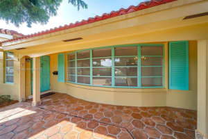 1 SW 8th Terrace, Boca Raton, FL 33486, Sold 01/23/23