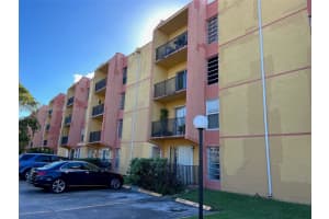 4705 NW 7th St Apt 102-7, Miami, FL 33126, Sold 02/10/23