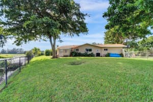 2702 SW 81st Terrace, Davie, FL 33328, Sold 02/17/23