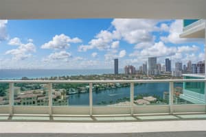 20155 NE 38th Ct APT 2702, Aventura, FL 33180, Sold 01/17/23