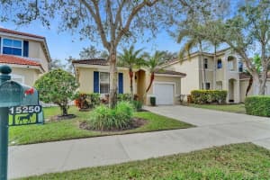 15250 SW 49th St, Davie, FL 33331, Sold 02/08/23