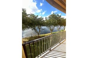 4805 NW 7th St Apt 308-15, Miami, FL 33126, Sold 02/03/23