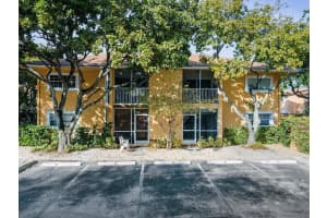 441 SE 10th St APT D101, Dania Beach, FL 33004, Sold 03/07/23