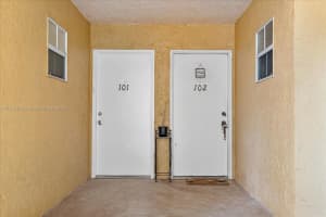 441 SE 10th St APT D101, Dania Beach, FL 33004, Sold 03/07/23