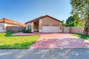 19593 NW 83rd Ct, Hialeah, FL 33015, Sold 07/27/23