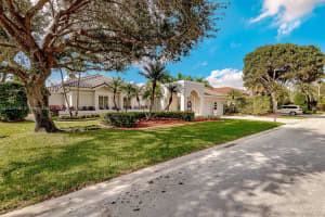 622 Enclave Cir E, Pembroke Pines, FL 33027, Sold 05/24/23