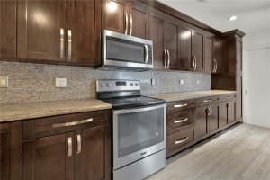 10123 NW 52nd Terrace, Doral, FL 33178, Sold 04/27/23
