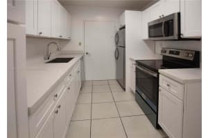 5401 Collins Ave APT 1114, Miami Beach, FL 33140, Sold 04/05/23