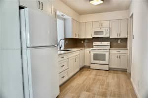 8106 NW 59th St, Tamarac, FL 33321, Sold 01/25/23