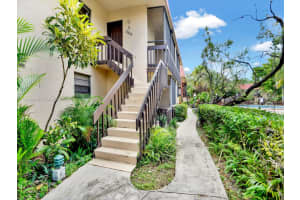 770 NE 199th St, Miami, FL 33179, Sold 02/08/23
