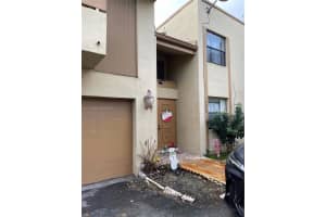 3028 E Missionwood Ln b 56, Miramar, FL 33025, Sold 04/07/23