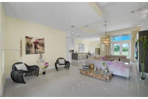 4021 E Lake Estates Dr, Davie, FL 33328, Sold 01/27/23