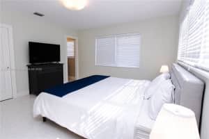 951 Washington St, Hollywood, FL 33019, - MLS#A11317343