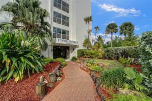 17800 Atlantic Blvd APT 301, Sunny Isles Beach, FL 33160, Sold 04/28/23