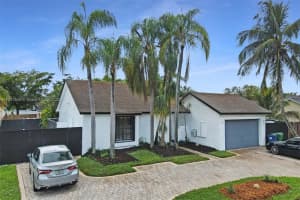 5760 NW 193rd St, Hialeah, FL 33015, Sold 01/27/23