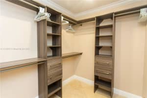 833 Washington St, Hollywood, FL 33019, - MLS#A11318257