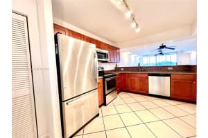 1750 NE 191st St Apt 426-4, Miami, FL 33179, Sold 07/11/23