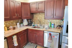 10021 Loquat St, Miramar, FL 33025, Sold 01/30/23