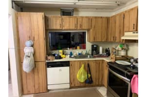 1000 Colony Point Cir APT 221, Pembroke Pines, FL 33026, Sold 02/08/23