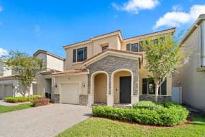 19269 NE 9th Pl, Miami, FL 33179, Sold 02/28/23