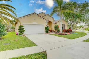 9145 Cove Point Cir, Boynton Beach, FL 33472, Sold 03/31/23