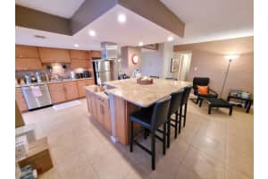 18041 Biscayne Blvd APT 1404, Aventura, FL 33160, Sold 02/24/23