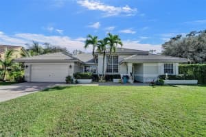 9904 S Abiaca Cir, Davie, FL 33328, Sold 04/27/23