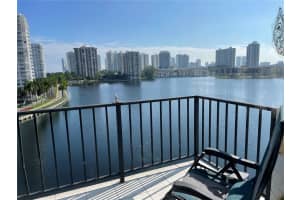 2780 NE 183rd St, Aventura, FL 33160, Sold 01/29/23