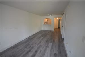 1241 Se 29th St 102, Homestead