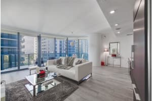 45 SW 9th St Apt 3308, Miami, FL 33130, Sold 06/16/23
