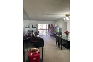 10135 NW 9th St Cir # 5-206, Miami, FL 33172, Sold 04/21/23