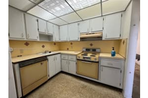 3101 N Country Club Dr, Aventura, FL 33180, Sold 02/16/23