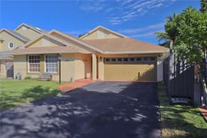 18901 NW 77th Ct, Hialeah, FL 33015, Sold 03/03/23