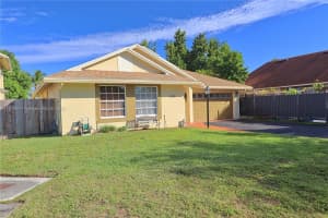 18901 NW 77th Ct, Hialeah, FL 33015, Sold 03/03/23