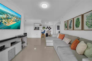12106 SW 2nd St, Pembroke Pines, FL 33025, Sold 02/17/23