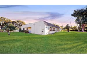 17260 SW 112th Pl, Miami, FL 33157, Sold 01/17/23