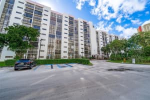 16909 N Bay Rd APT 806, Sunny Isles Beach, FL 33160, Sold 03/23/23