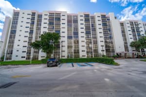 16909 N Bay Rd APT 806, Sunny Isles Beach, FL 33160, Sold 03/23/23