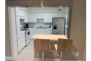 5151 Collins Ave APT 727, Miami Beach, FL 33140, - MLS#A11320441