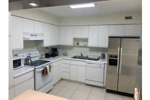 5151 Collins Ave APT 727, Miami Beach, FL 33140, - MLS#A11320441
